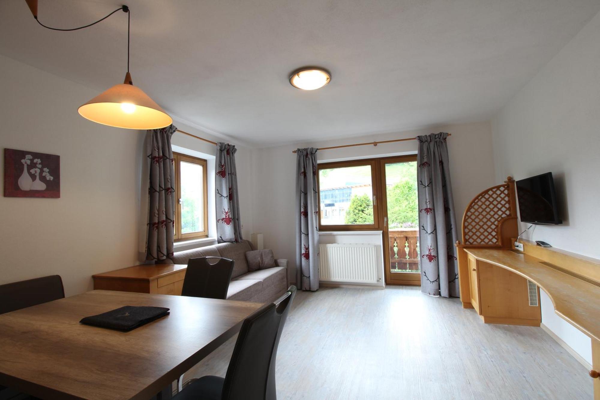 Appartements Alpenland แลร์มอส ภายนอก รูปภาพ