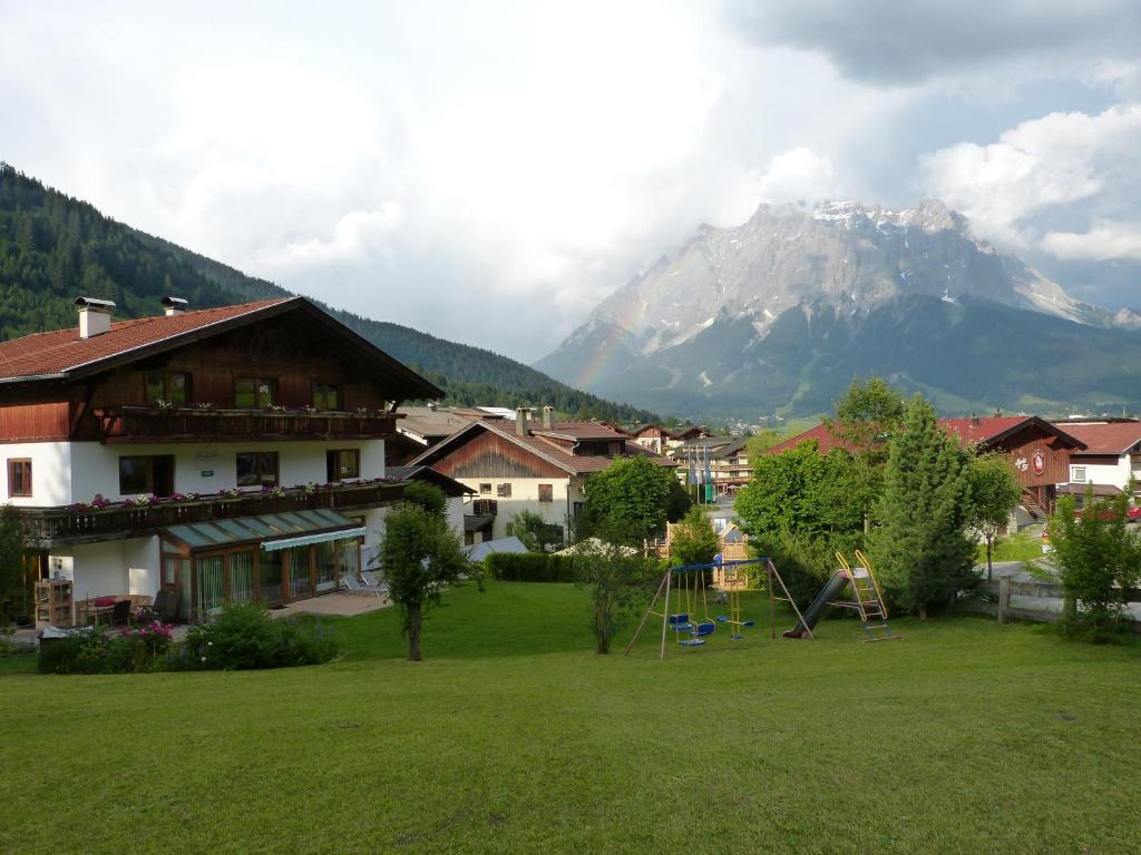 Appartements Alpenland แลร์มอส ภายนอก รูปภาพ